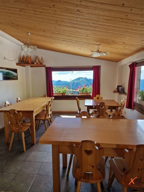 interni-e-camere-malga-chiadinas-explorerfvg (1)