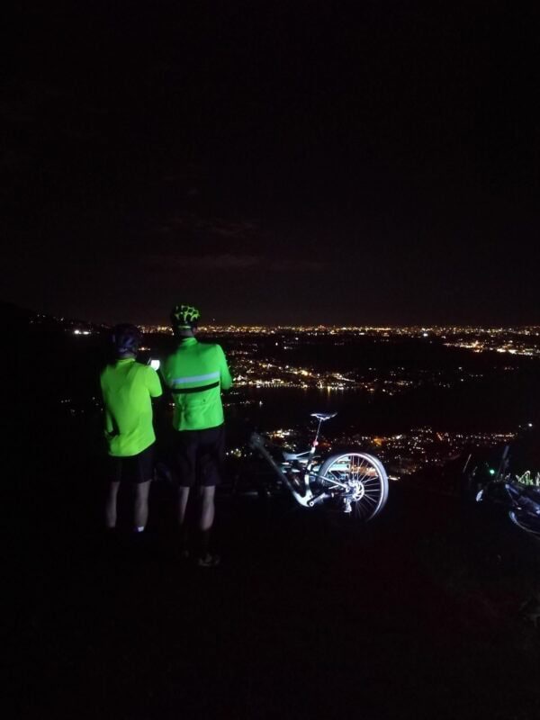 E-MTB NIGHT Experience: tramonto e notturna in bicicletta elettrica con spaghettata finale - Image 2