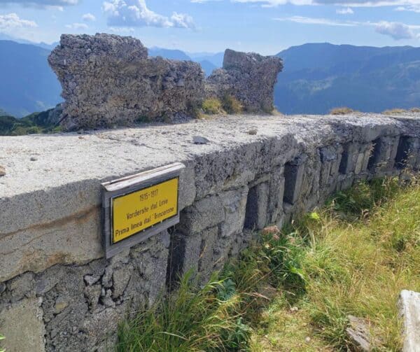 Trekking al Pal Piccolo con visita alle trincee del museo all'aperto - immagine 3