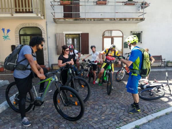 E-Bike Adventure: escursione guidata tra cascate, sorgenti e natura dell'Arzino - immagine 5