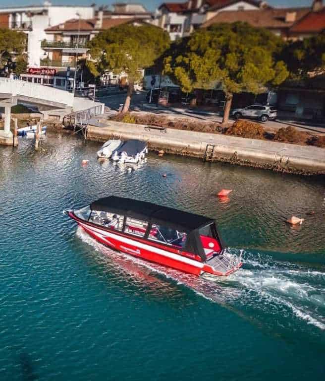 tour-boat-the-panoramic-degree (3)-min